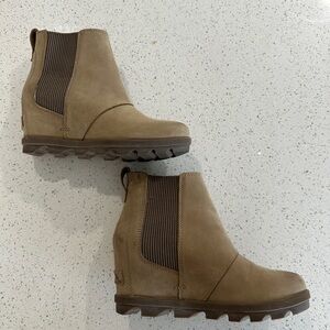 Sorel Taupe Wedge Ankle Boots